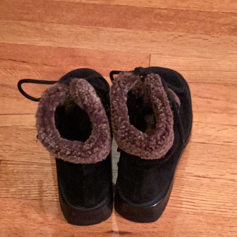 Stuart Weitzman Lace Up Shearling Boots size 7 - Picture 2 of 7